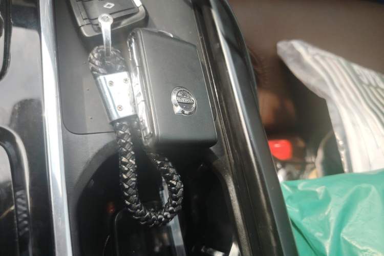 Used Volvo S90 2022 B5 Zhiyuan Luxury Edition Vehicle Key