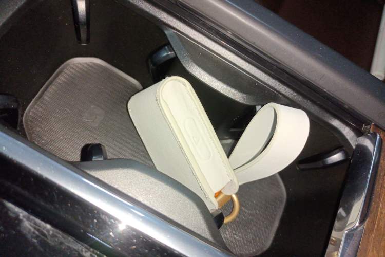 Used Volvo S90 2022 B5 Zhiyuan Luxury Edition Vehicle Key