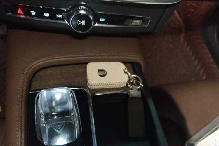 Used Volvo S90 2022 B5 Zhiyuan Luxury Edition Vehicle Key