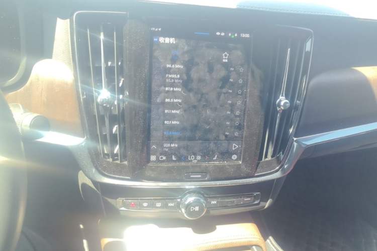 Used Volvo S90 2022 B5 Zhiyuan Luxury Edition Audio And AC Panel
