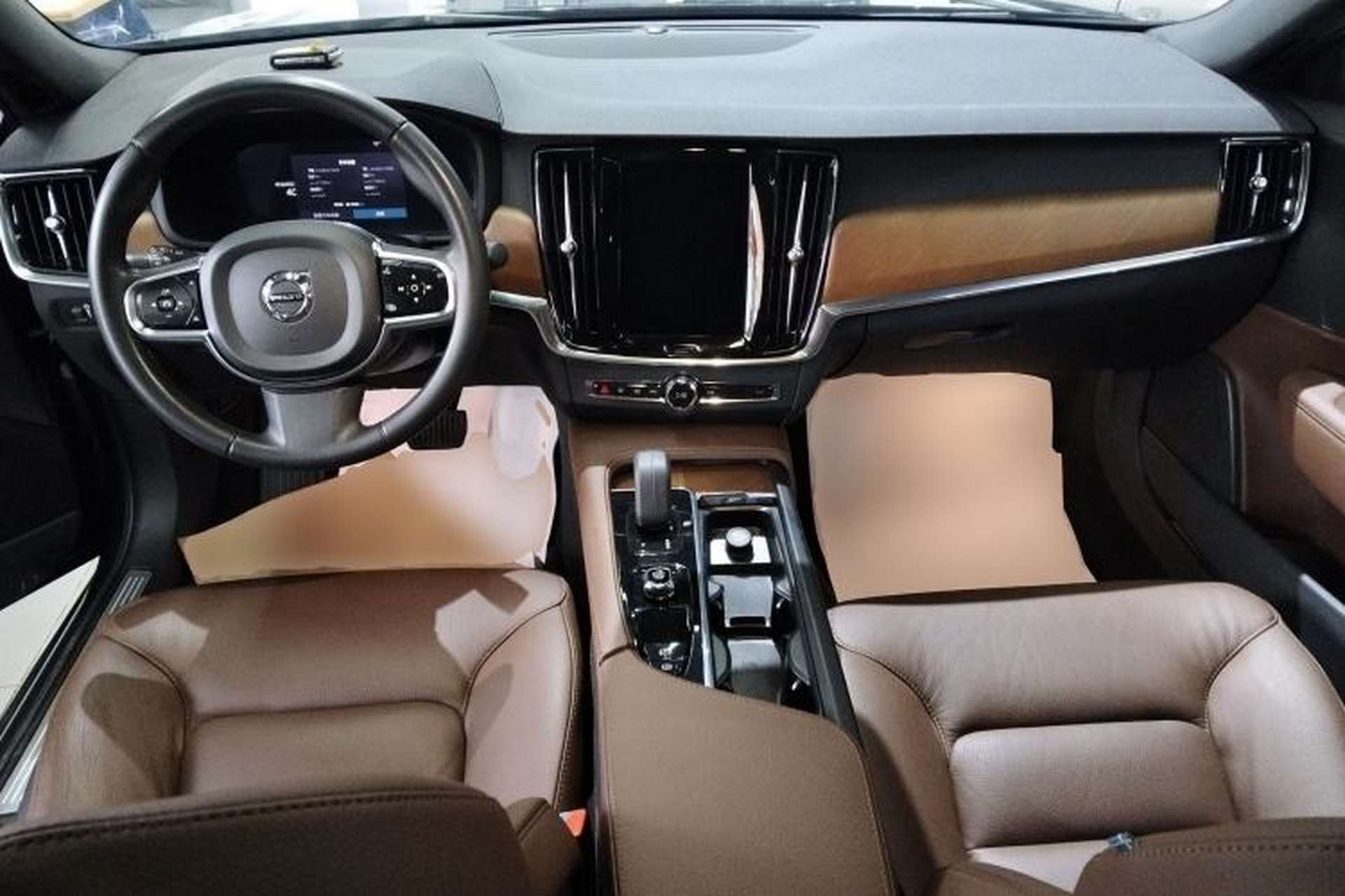 Used Volvo S90 2022 B5 Zhiyi Luxury Edition Center Console