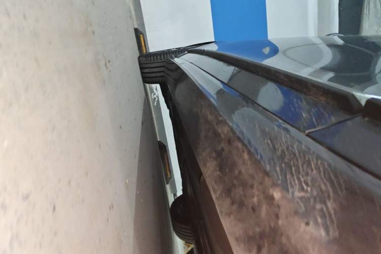 Used Volvo S90 2022 B5 Zhiyuan Luxury Edition Chassis Front Right
