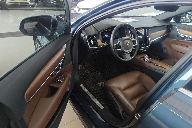 Used Volvo S90 2022 B5 Zhiyi Luxury Edition Driver Seat