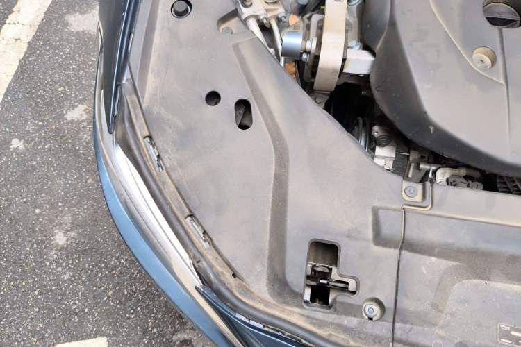 Used Volvo S90 2022 B5 Zhiyuan Luxury Edition Engine Bay Right