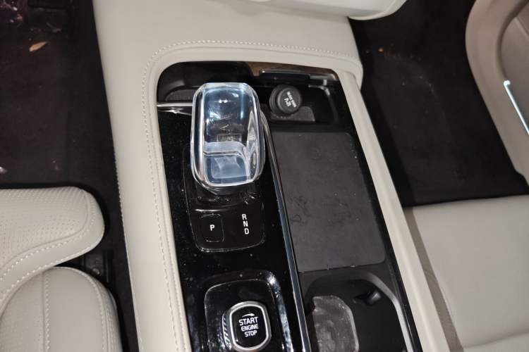 Used Volvo S90 2022 B5 Zhiya Luxury Edition Gear Lever