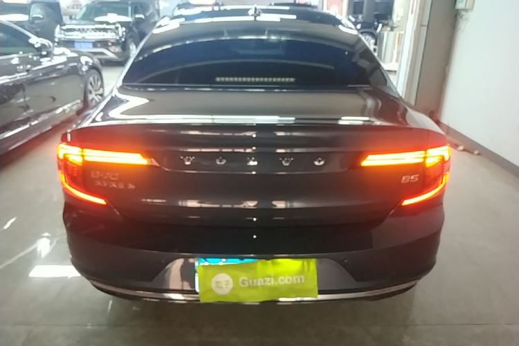 Used Volvo S90 2022 B5 Zhiyuan Luxury Edition Rear