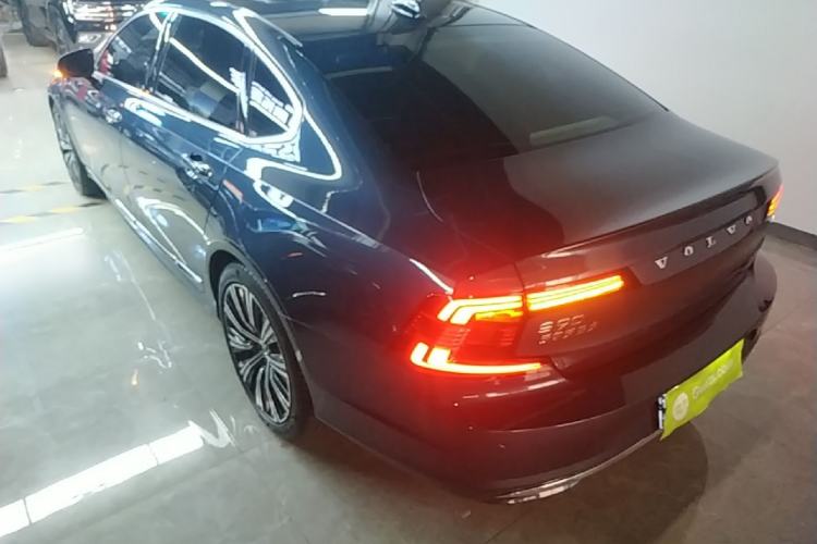 Used Volvo S90 2022 B5 Zhiyuan Luxury Edition Rear Left 45 Deg