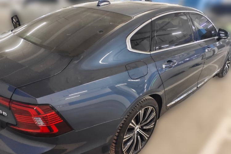 Used Volvo S90 2022 B5 Zhiyuan Luxury Edition Rear Right 45 Deg