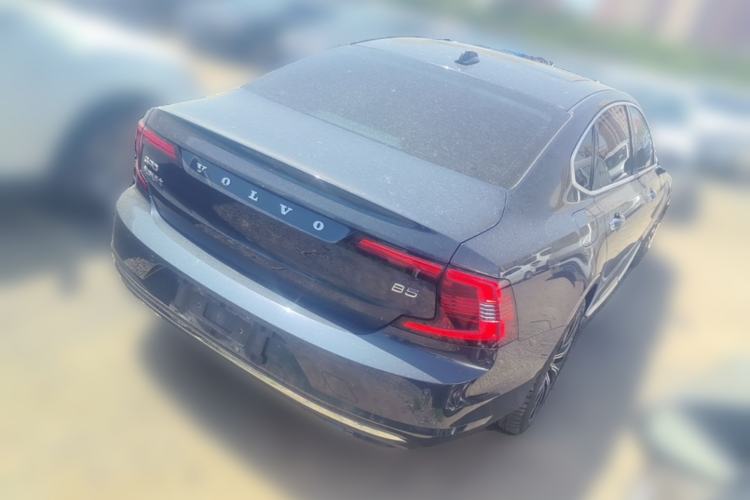 Used Volvo S90 2022 B5 Zhiyuan Luxury Edition Rear Right 45 Deg