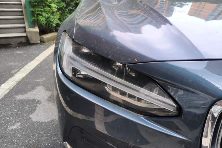 Used Volvo S90 2022 B5 Zhiyuan Luxury Edition Right Front Headlight