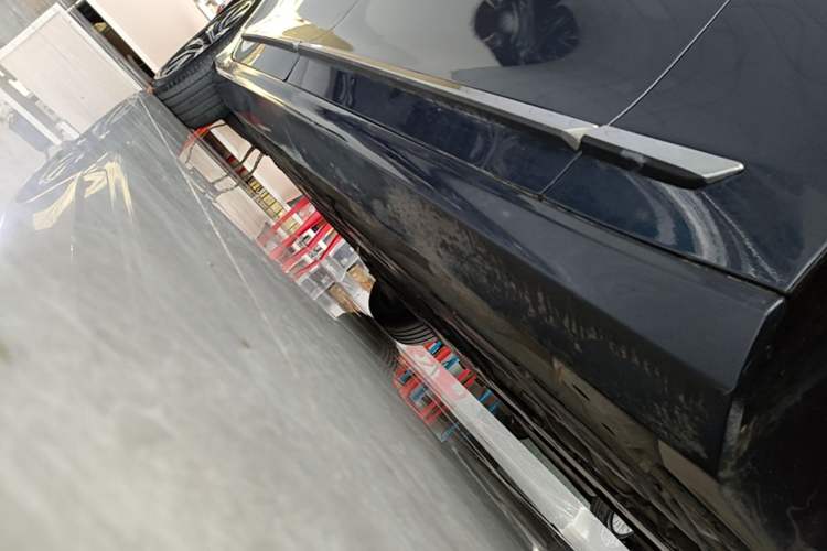 Used Volvo S90 2022 B5 Zhiyi Luxury Edition Right Side Sill
