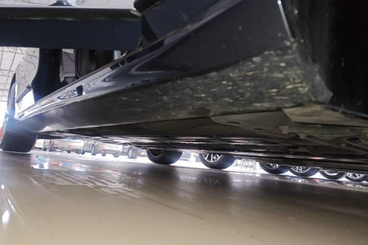 Used Volvo S90 2022 B5 Zhiyi Luxury Edition Right Side Sill