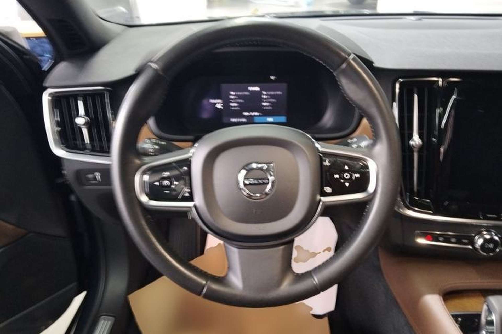 Used Volvo S90 2022 B5 Zhiyi Luxury Edition Steering Wheel