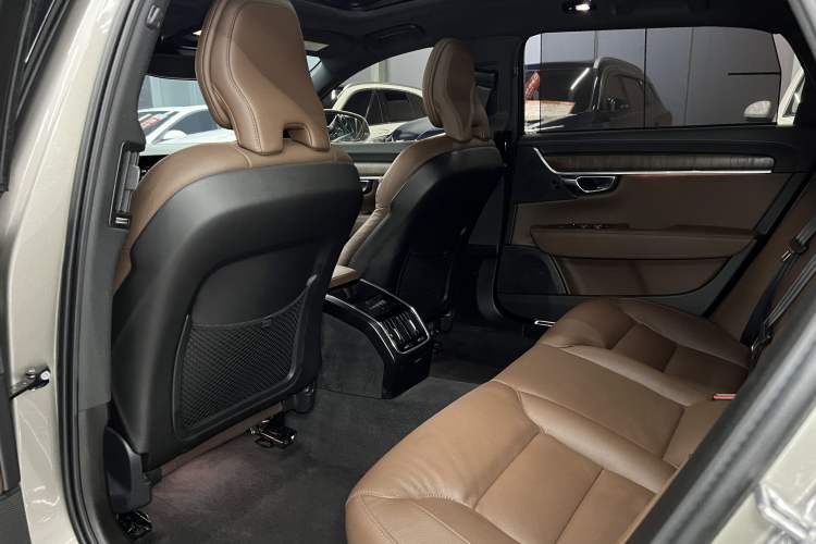 Used Volvo S90 2022 B5 Zhiyuan Luxury Edition Interior 3