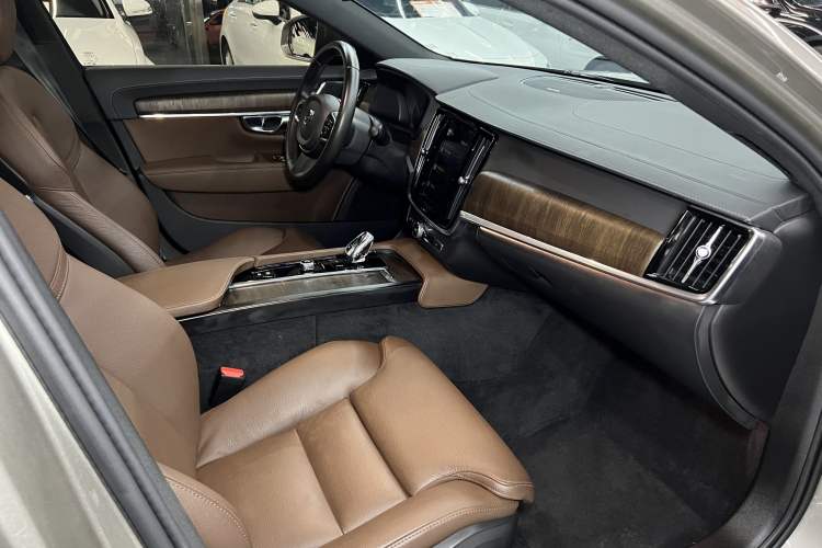 Used Volvo S90 2022 B5 Zhiyuan Luxury Edition Interior 5