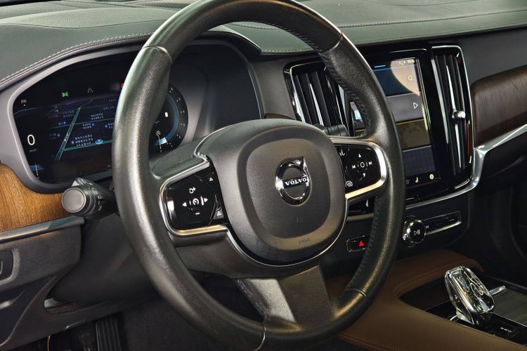 Used Volvo S90 2022 B5 Zhiyuan Luxury Edition Steering Wheel