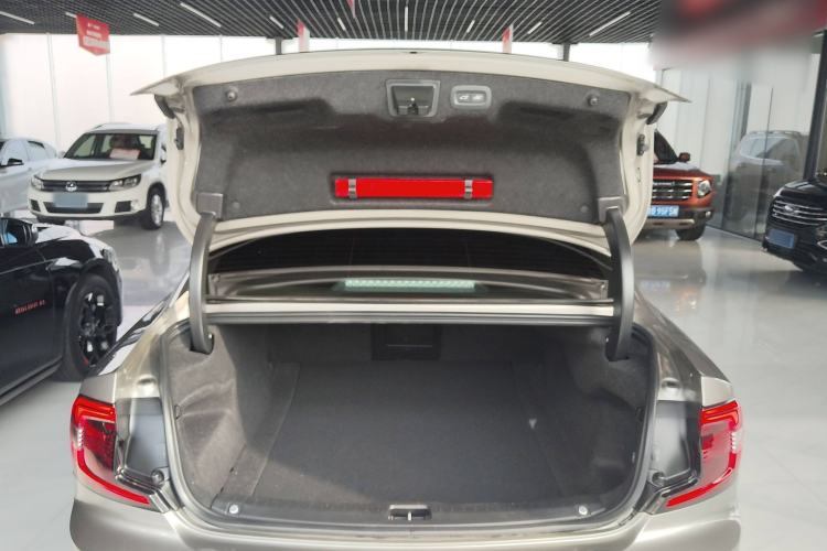 Used Volvo S90 2022 B5 Zhiyuan Luxury Edition Trunk