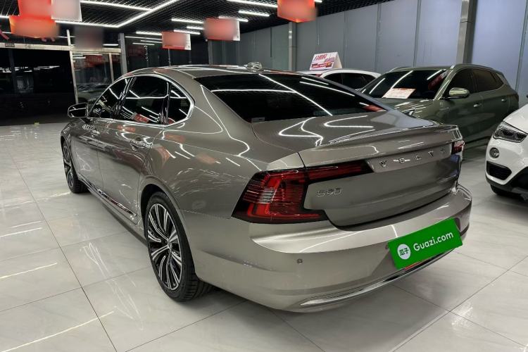 Used Volvo S90 2022 B5 Zhiyuan Luxury Edition Exterior 5