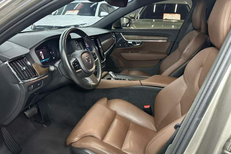 Used Volvo S90 2022 B5 Zhiyuan Luxury Edition Interior 1
