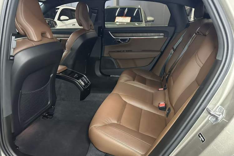 Used Volvo S90 2022 B5 Zhiyuan Luxury Edition Interior 3