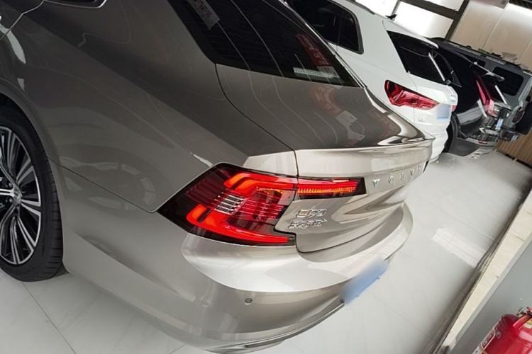 Used Volvo S90 2022 B5 Zhiyuan Luxury Edition Rear