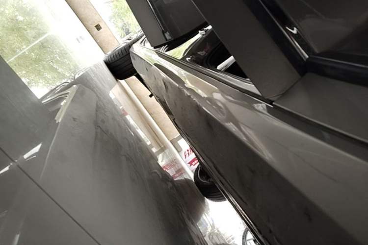 Used Volvo S90 2022 B5 Zhiyuan Luxury Edition Right Side Sill