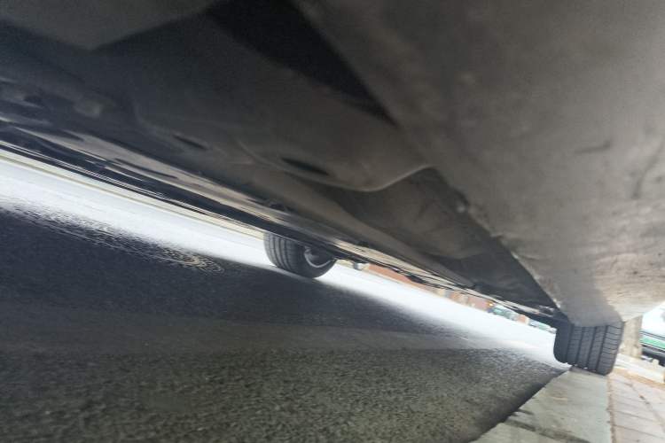 Used Volvo S90 2022 B5 Zhiyuan Luxury Edition Chassis Front Left