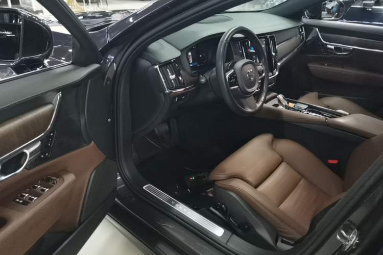 Used Volvo S90 2022 B5 Zhiyuan Luxury Edition Driver Seat