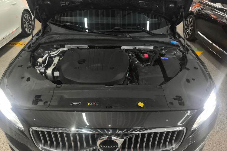 Used Volvo S90 2022 B5 Zhiyuan Luxury Edition Engine Bay