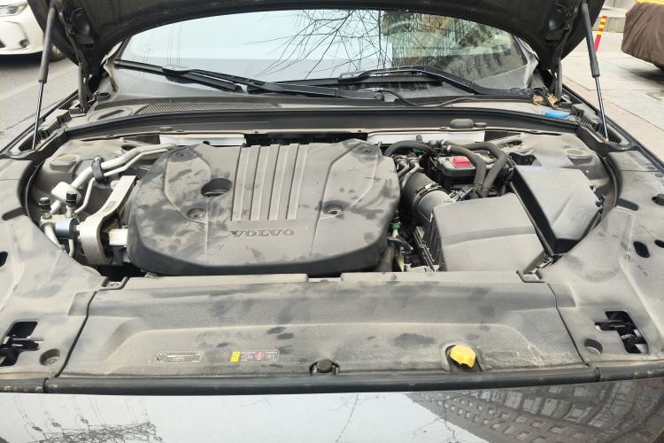 Used Volvo S90 2022 B5 Zhiyuan Luxury Edition Engine Bay