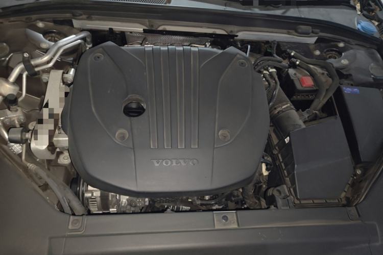Used Volvo S90 2022 B5 Zhiya Luxury Edition Engine Bay