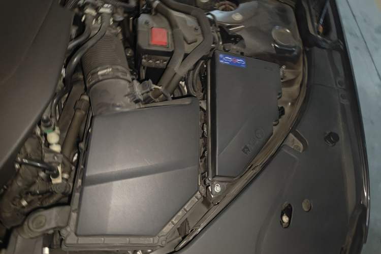 Used Volvo S90 2022 B5 Zhiya Luxury Edition Engine Bay Left