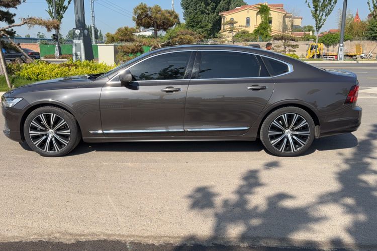 Used Volvo S90 2022 B5 Zhiyuan Luxury Edition Exterior 1