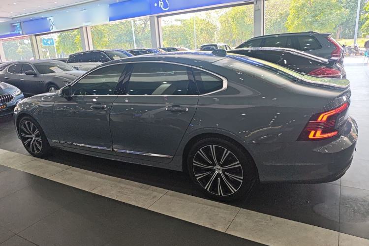 Used Volvo S90 2022 B5 Zhiyuan Luxury Edition Exterior 3