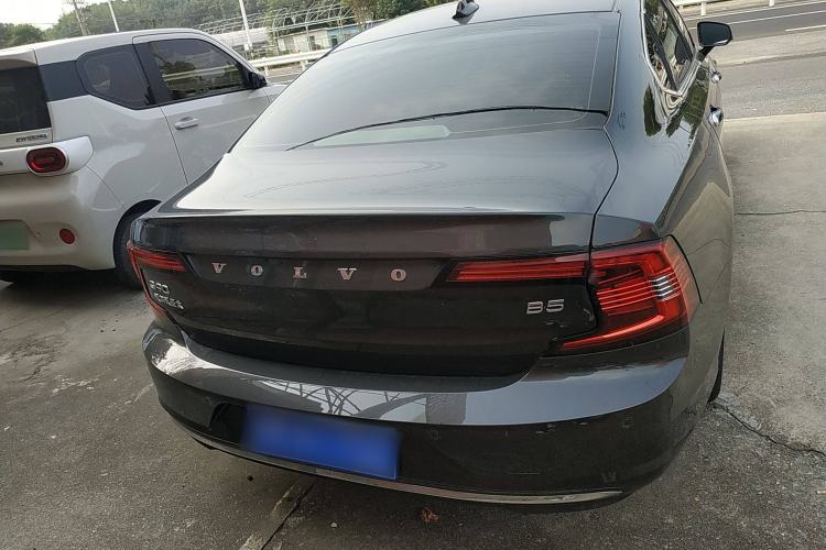 Used Volvo S90 2022 B5 Zhiyi Luxury Edition Exterior 4