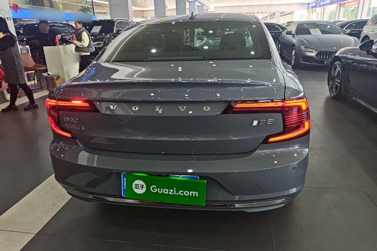 Used Volvo S90 2022 B5 Zhiyuan Luxury Edition Exterior 4