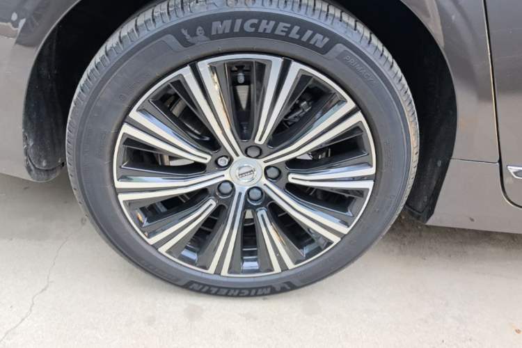 Used Volvo S90 2022 B5 Zhiyi Luxury Edition Exterior 5