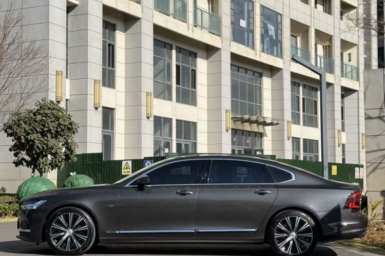 Used Volvo S90 2022 B5 Zhiyuan Luxury Edition Exterior 7
