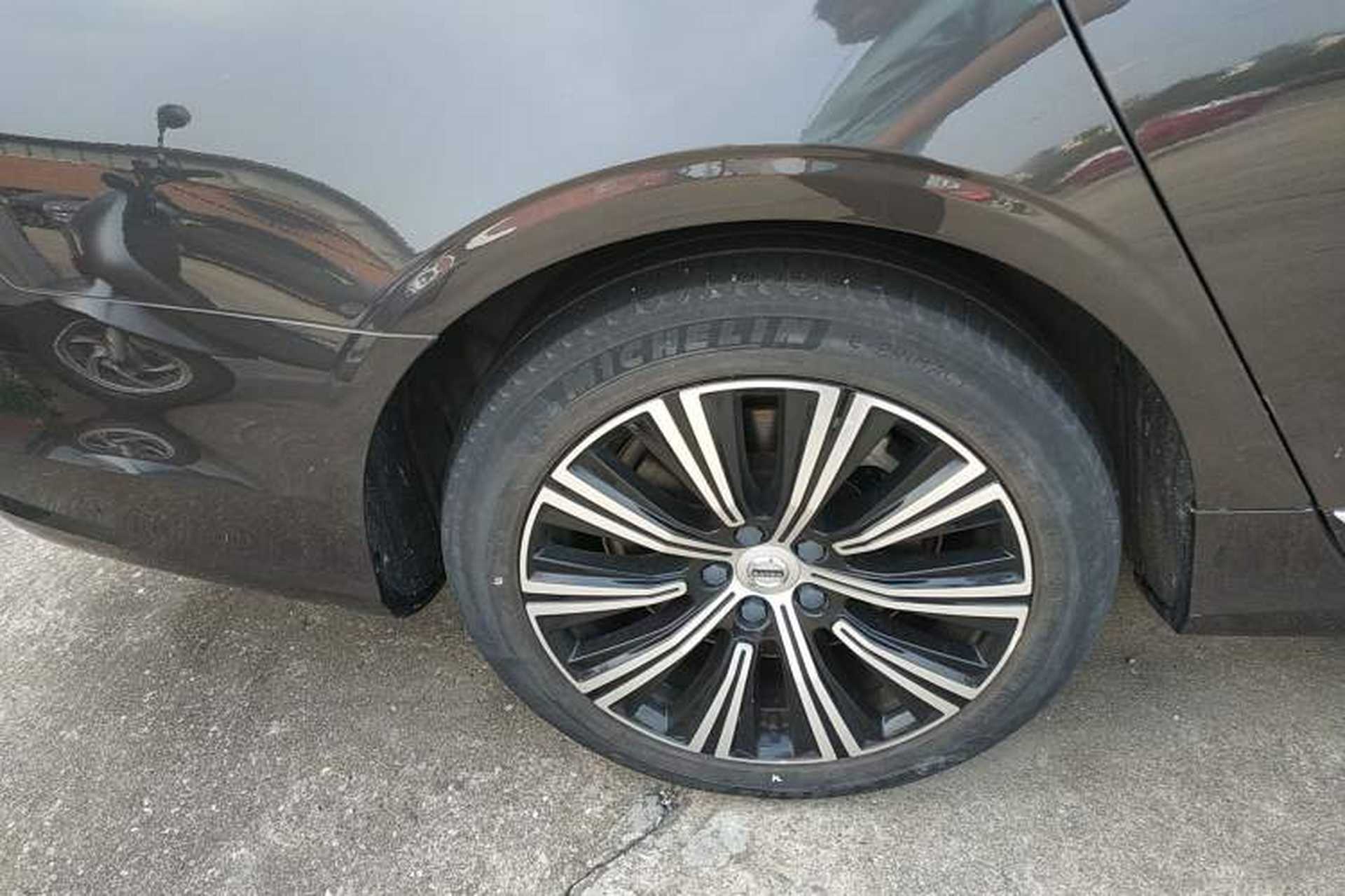Used Volvo S90 2022 B5 Zhiyi Luxury Edition Exterior 8