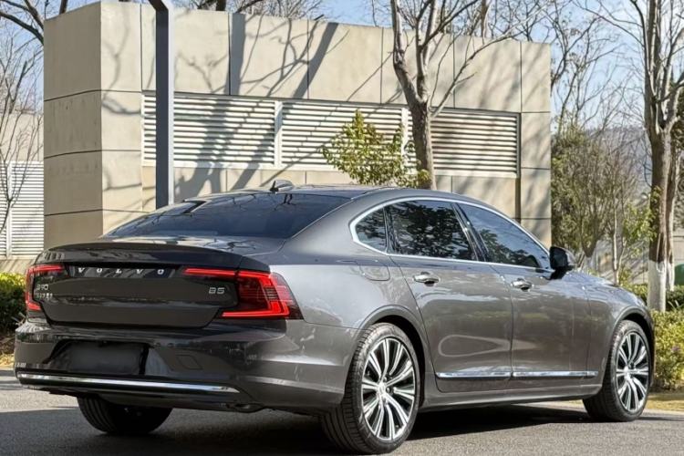 Used Volvo S90 2022 B5 Zhiyuan Luxury Edition Exterior 9