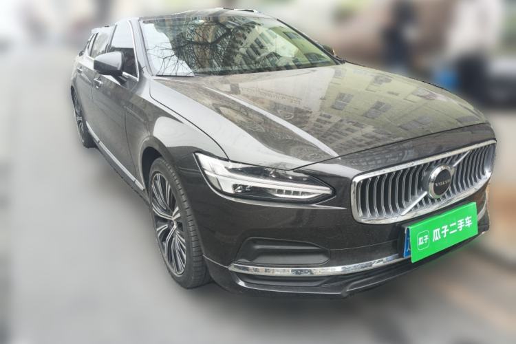 Used Volvo S90 2022 B5 Zhiyuan Luxury Edition Front Right 45 Deg