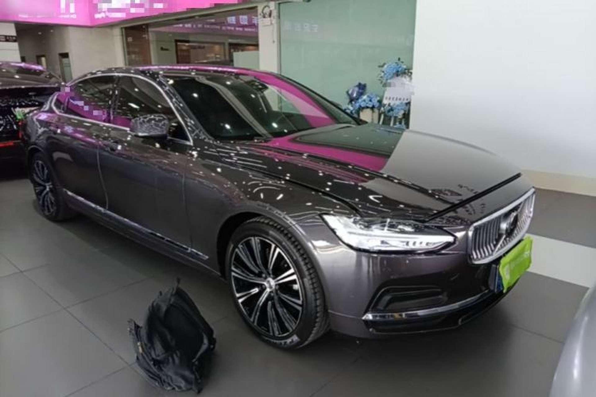 Used Volvo S90 2022 B5 Zhiyuan Luxury Edition Front Right 45 Deg