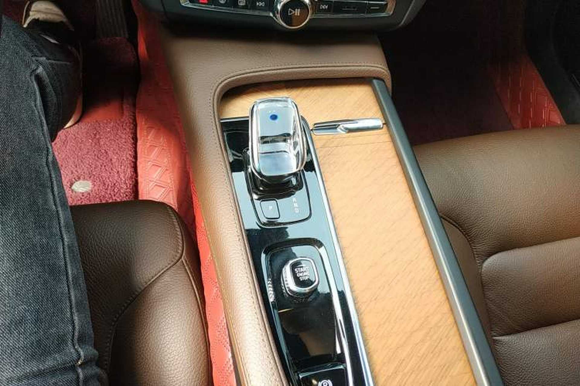 Used Volvo S90 2022 B5 Zhiyi Luxury Edition Gear Lever