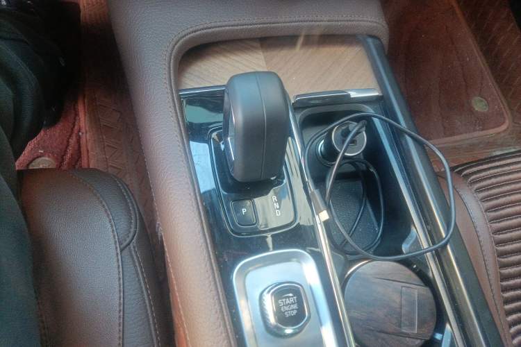 Used Volvo S90 2022 B5 Zhiyi Luxury Edition Gear Lever