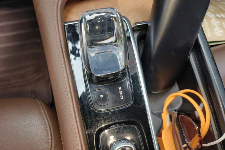 Used Volvo S90 2022 B5 Zhiyi Luxury Edition Gear Lever