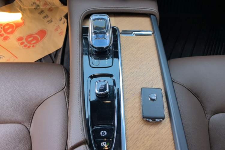 Used Volvo S90 2022 B5 Zhiyi Luxury Edition Gear Lever