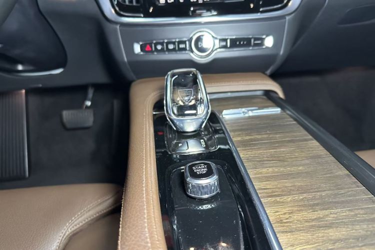 Used Volvo S90 2022 B5 Zhiyuan Luxury Edition Interior 1