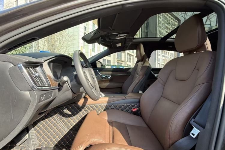 Used Volvo S90 2022 B5 Zhiyuan Luxury Edition Interior 12