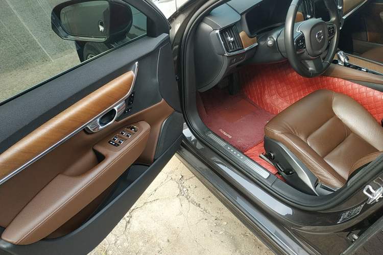 Used Volvo S90 2022 B5 Zhiyi Luxury Edition Interior 3