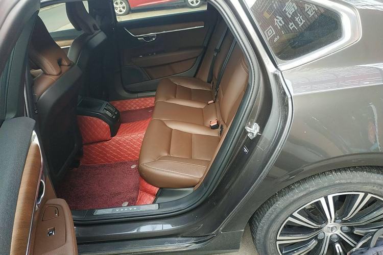 Used Volvo S90 2022 B5 Zhiyi Luxury Edition Interior 4